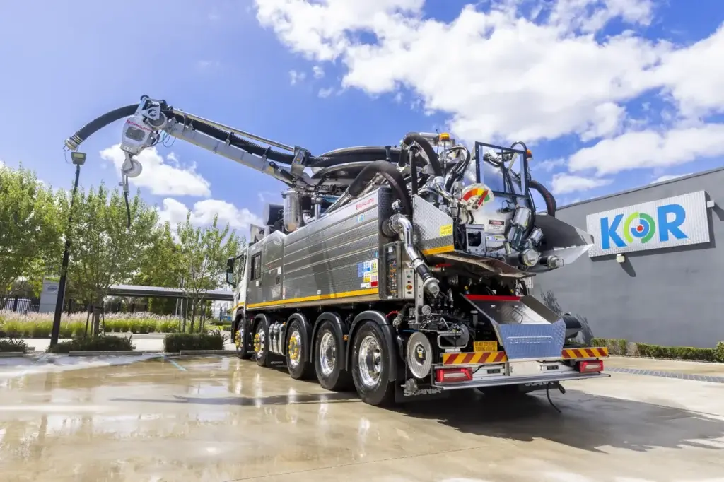 Cappellotto CAP RECY 3200 10x4 water recycling truck