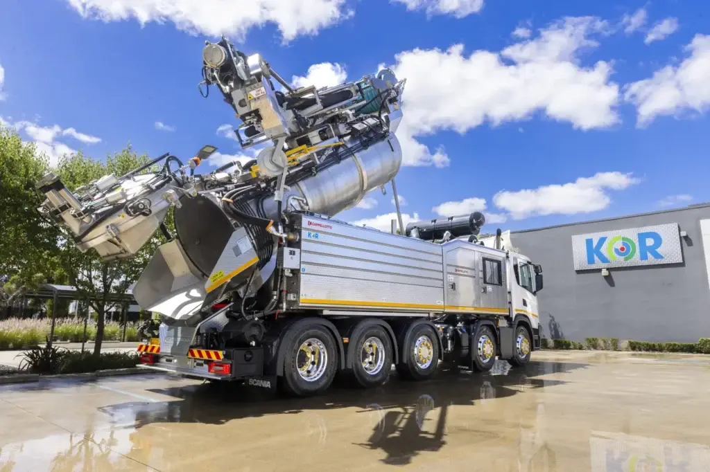 Cappellotto CAP RECY 3200 10x4 water recycling truck