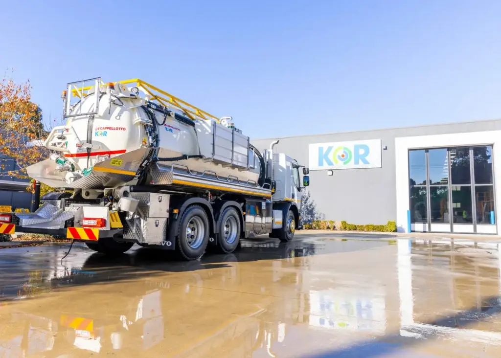Cappellotto CAP VAC 2600 Liquid Tanker 6x4