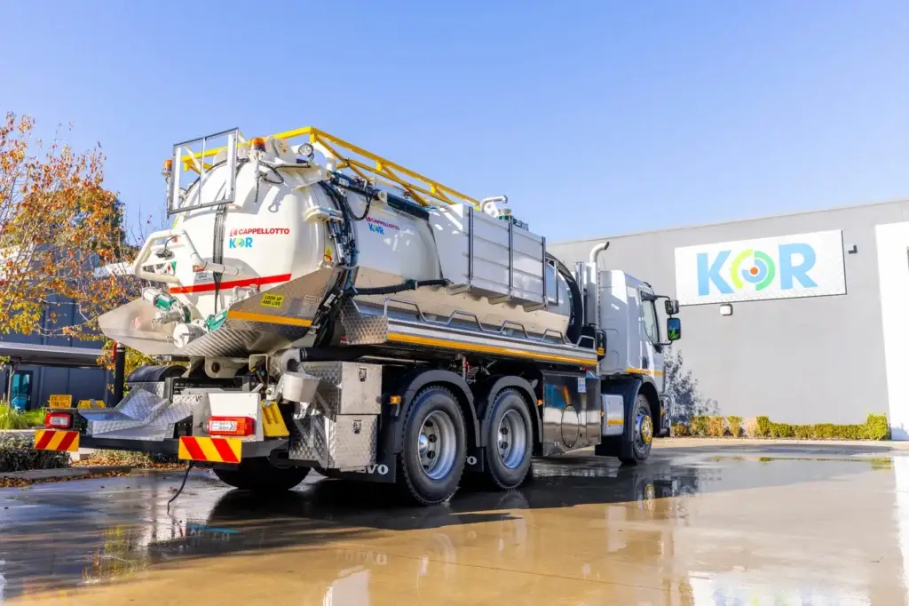 Cappellotto CAP VAC 2600 Liquid Tanker 6x4